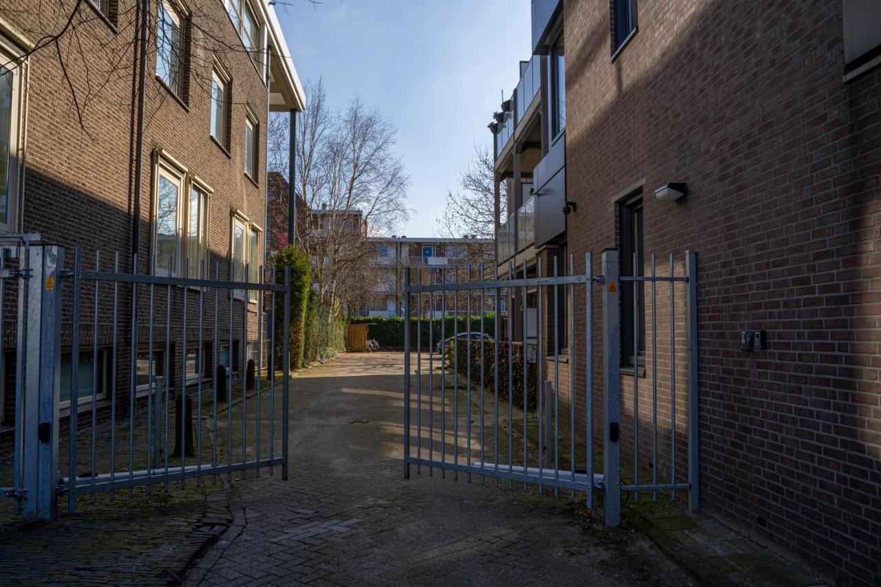Nora Waterview Apartment Breda Bagian luar foto